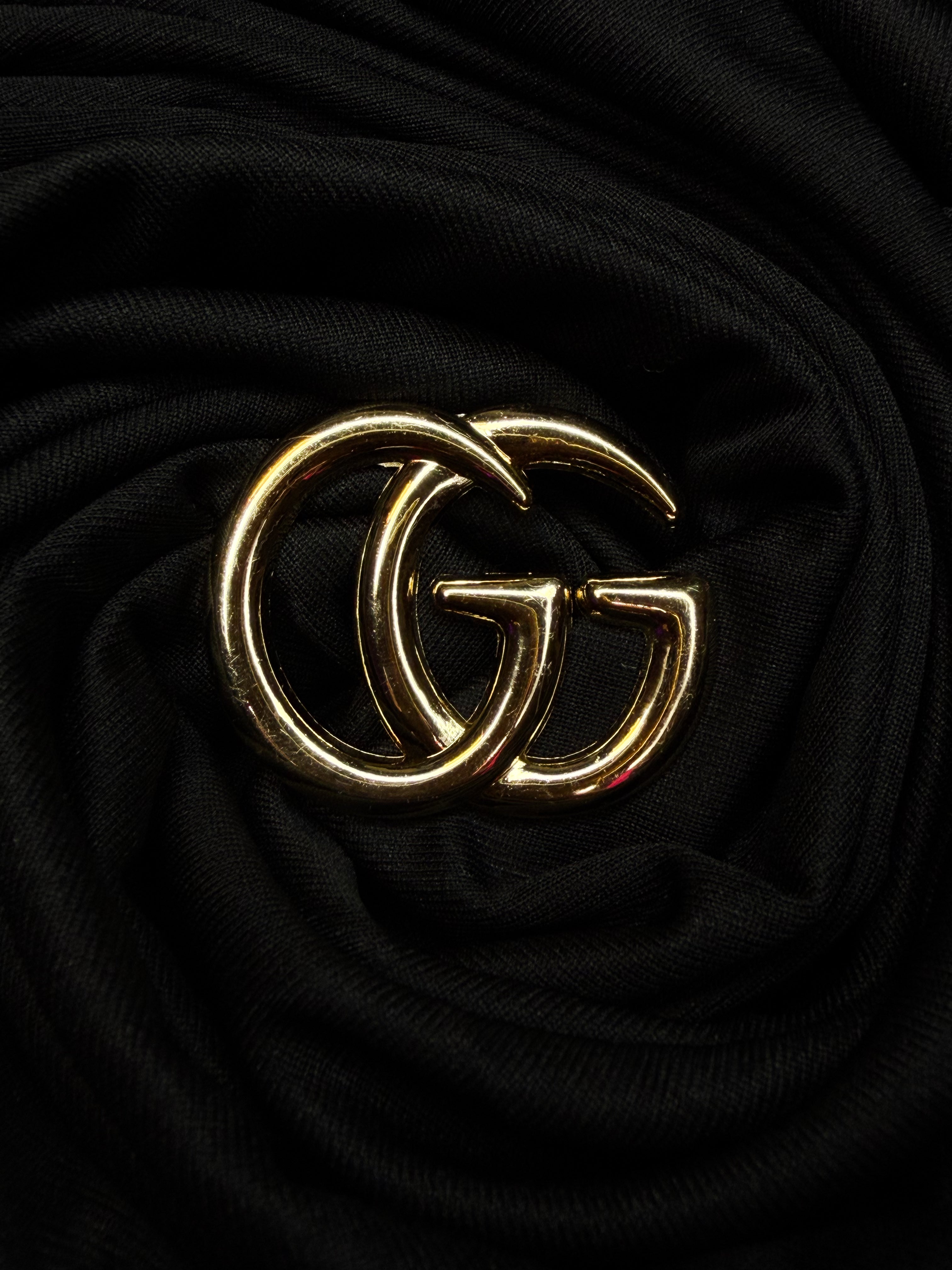 GG brooch