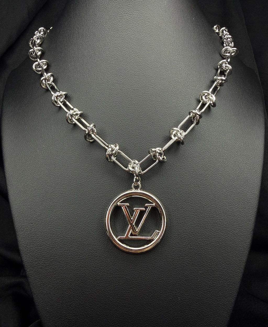 Knotted Necklace