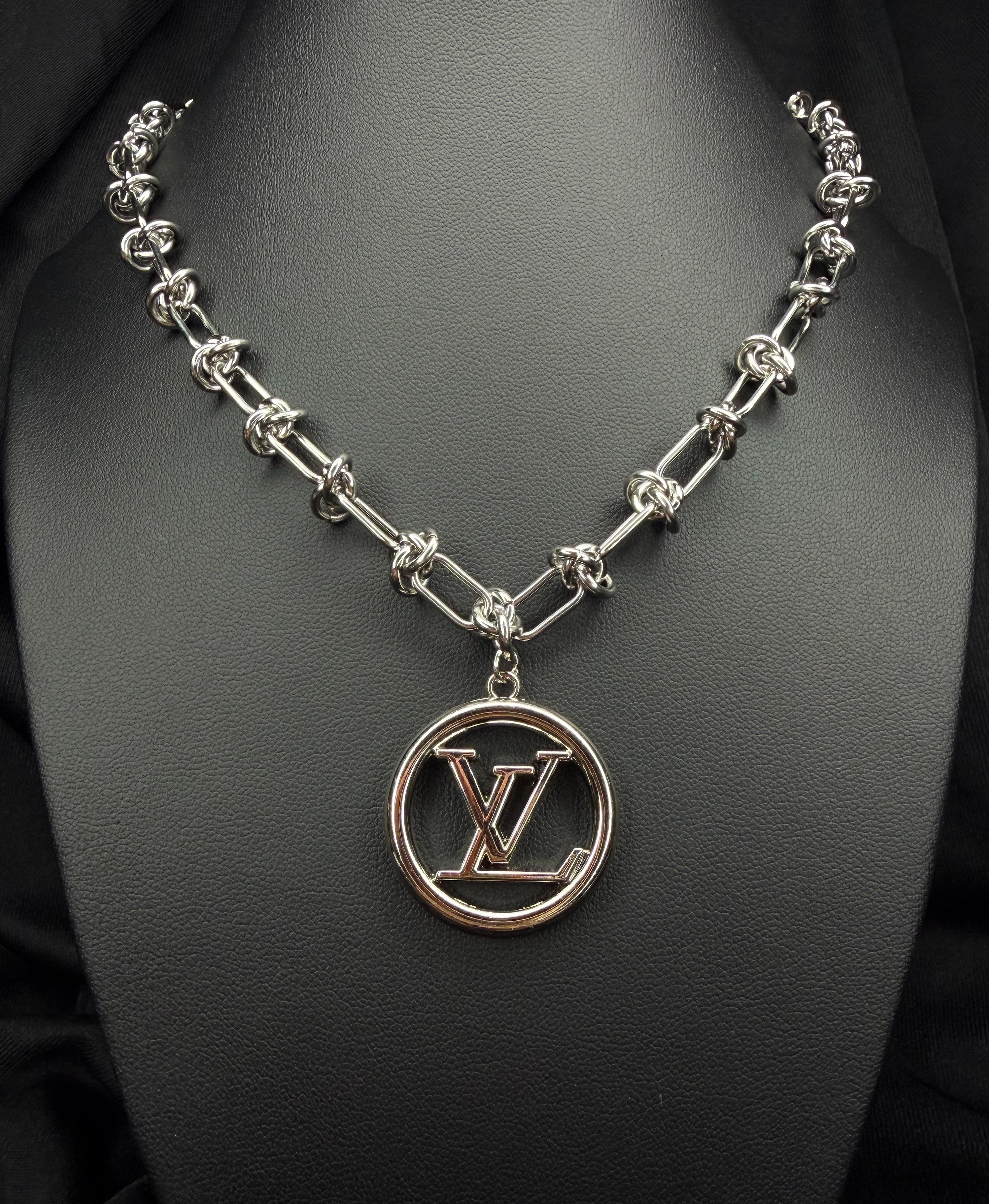 Knotted Necklace