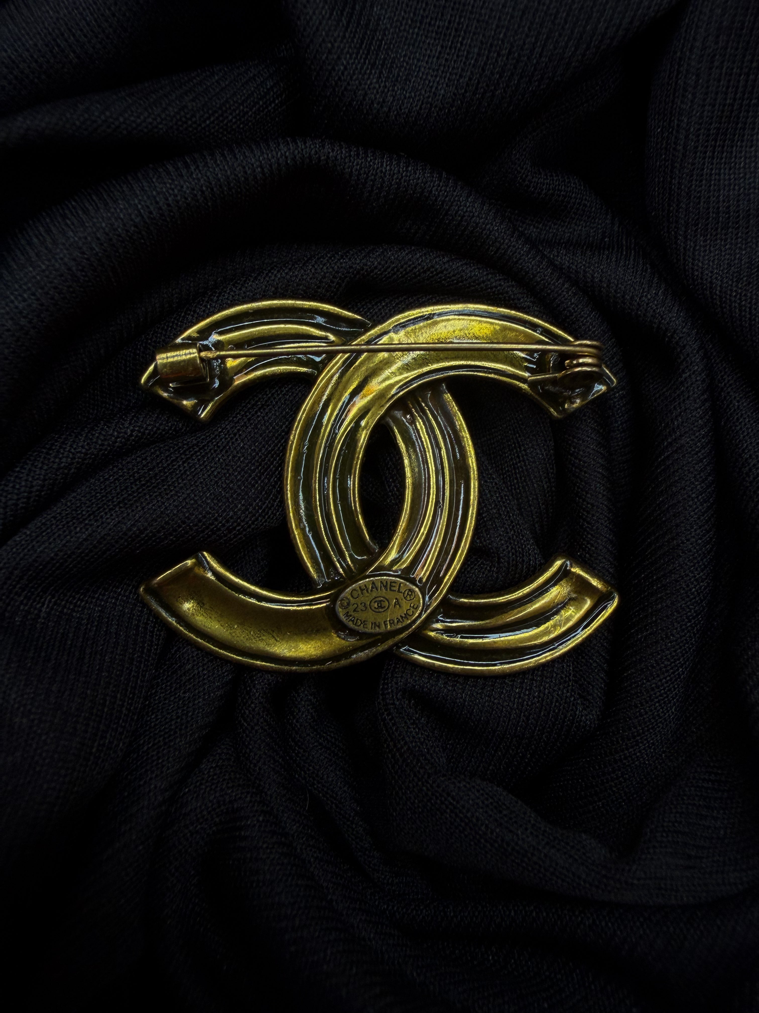 Textured CC Brooch