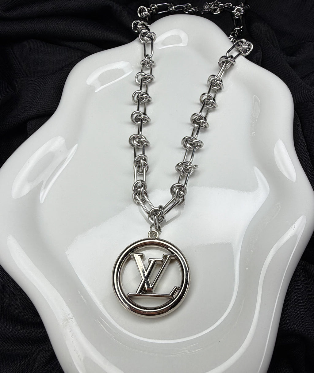 Knotted Necklace