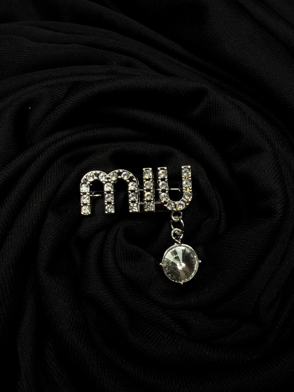 Miu Brooch
